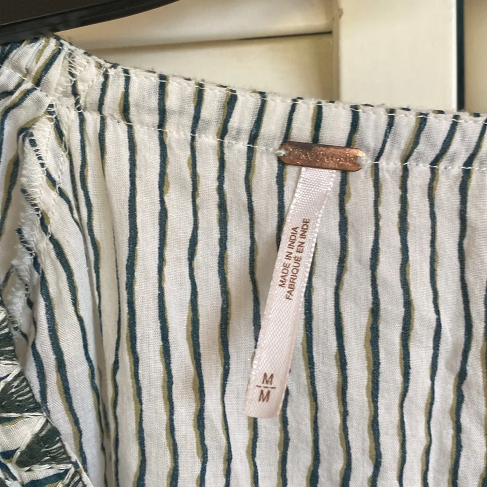 Free People Tunic. - Picture 2 of 6